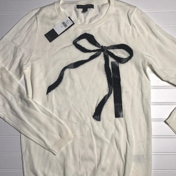 Banana Republic Sz small bow sweater - Picture 1 of 3